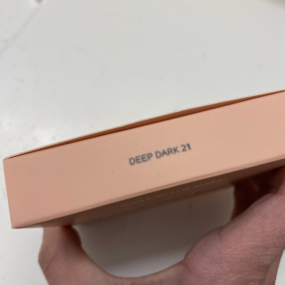 ColourPop Pretty Fresh Pressed Face Powder in Deep Dark 21 - brand new - Picture 7 of 9